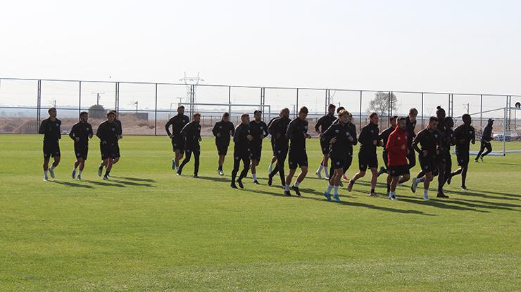 Bandırmaspor, Altay maçı öncesi hazırlıklarını sürdürüyor