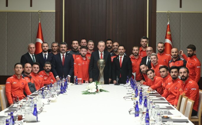 Cumhurbaşkanı Erdoğan, Ampute Futbol Ulusal Ekibi’ni kabul etti