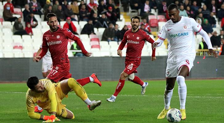 Demir Küme Sivasspor’da puan kayıpları sürüyor