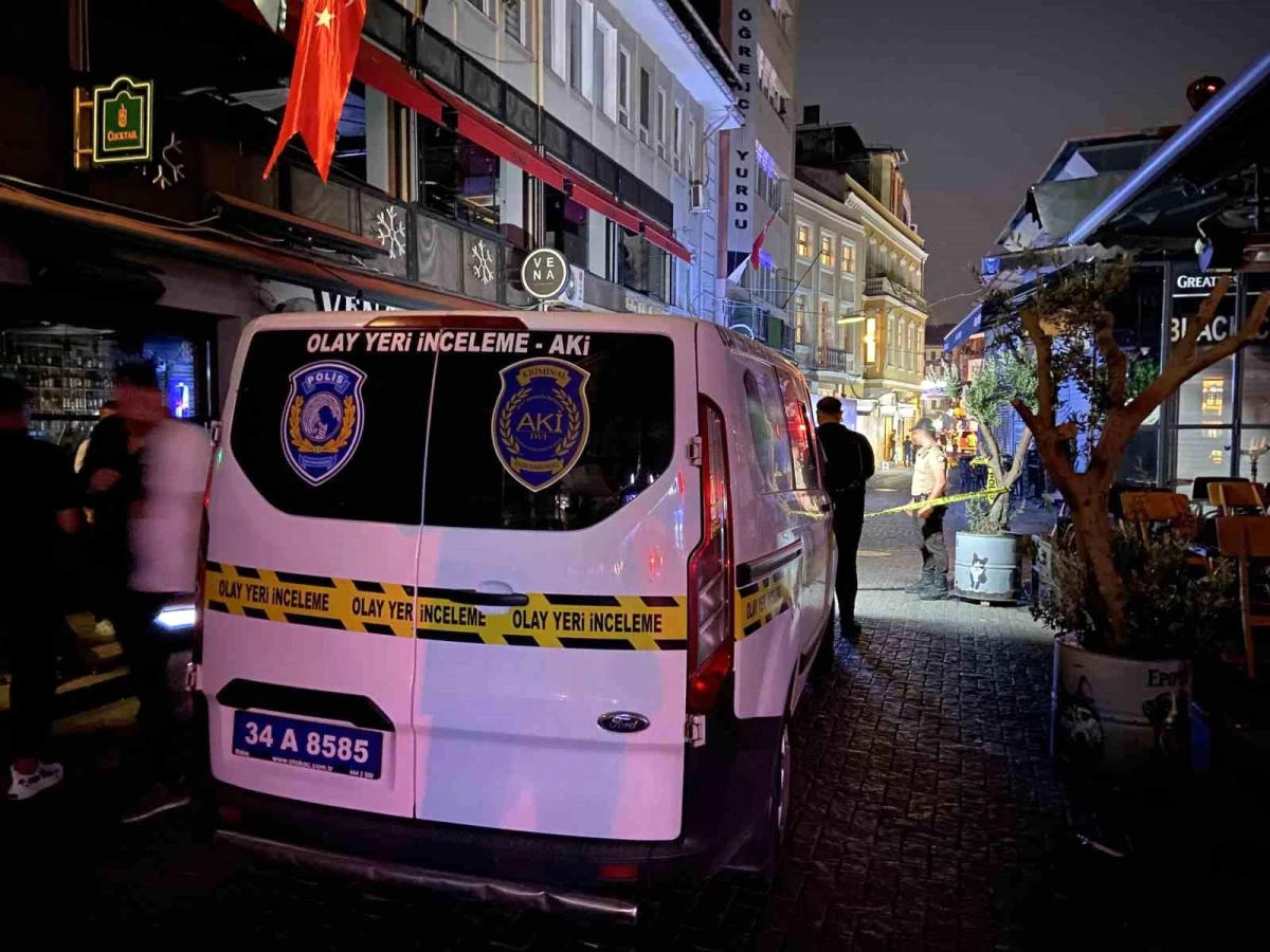 Beşiktaş Çarşı’da Motosikletli Kişiye Silahlı Saldırı