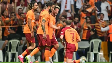 Dries Mertens, Galatasaray’ın Avrupa kupalarında gol atan en yaşlı yabancı oyuncu oldu