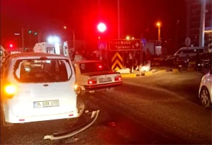 Manisa’da Zincirleme Trafik Kazası: 1 Ölü, 2 Yaralı