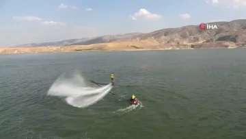 Batman’da Unutulmaz Flyboard Gösterisi