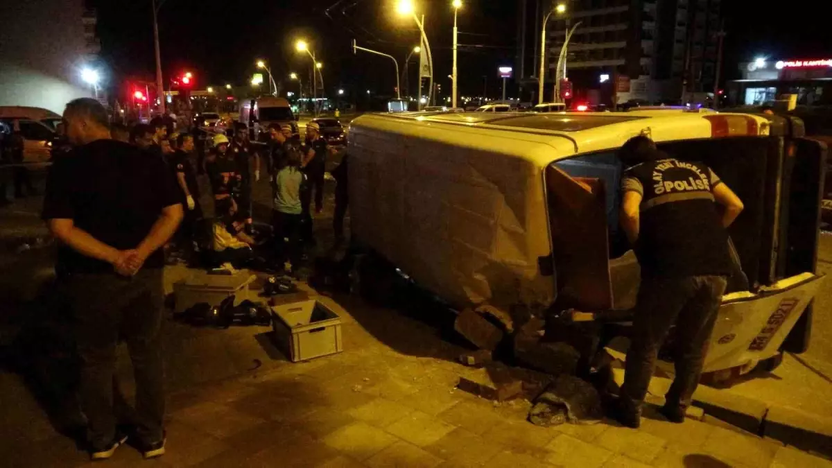 Malatya’da feci kaza: 1 ölü, 13 yaralı