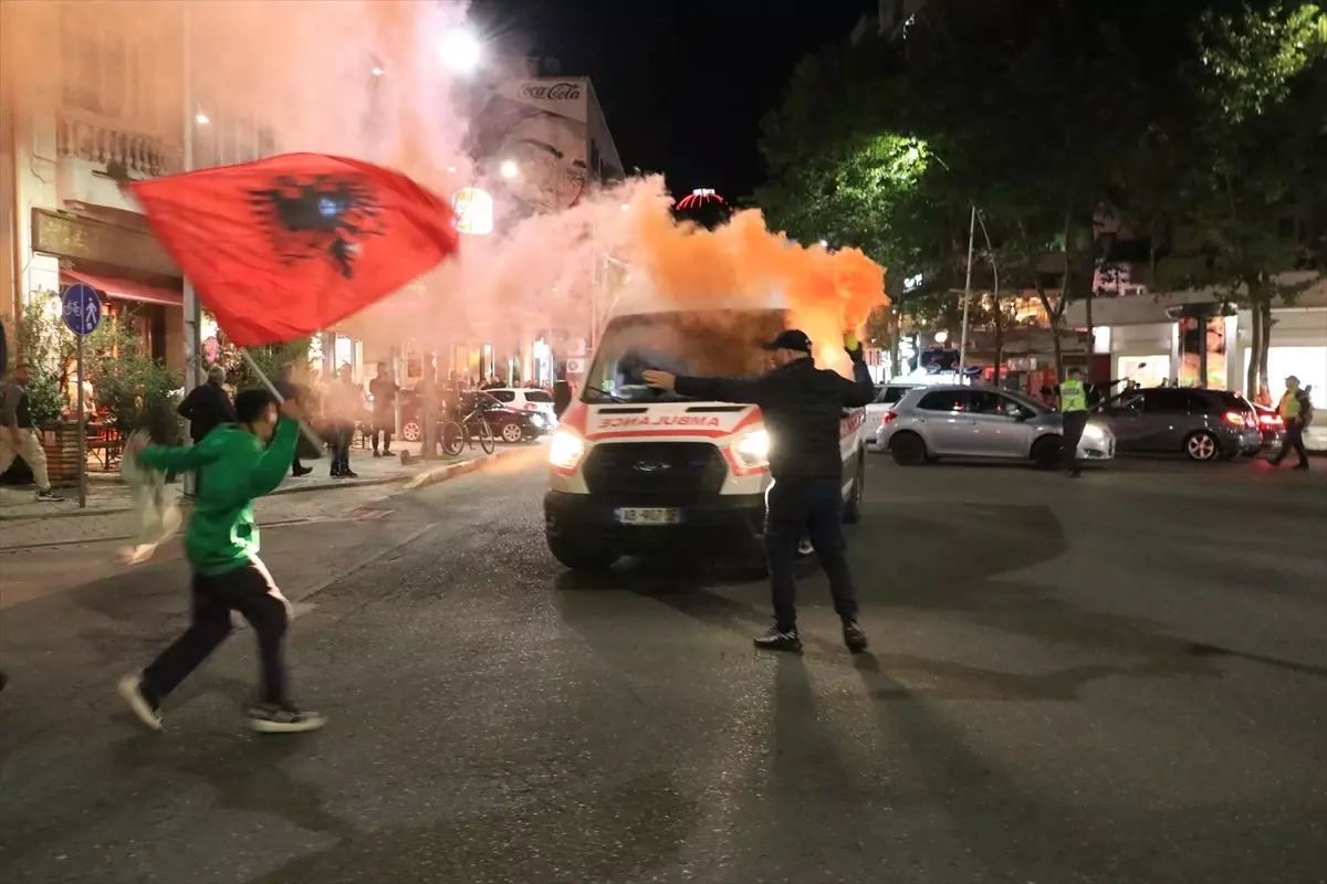 Tiran’da Hükümet Karşıtı Protesto